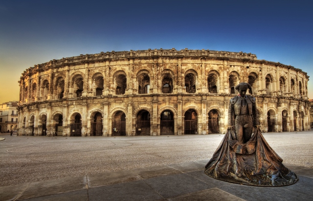 photo des arenes de Nimes